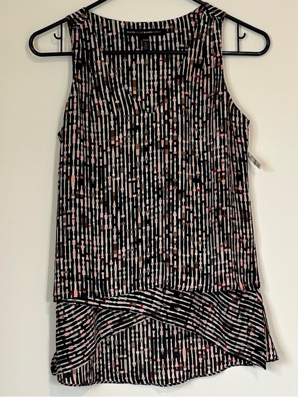 WHBM Sleeveless Black Patterned Blouse with Pink and Beige Accents - Size: XXSP